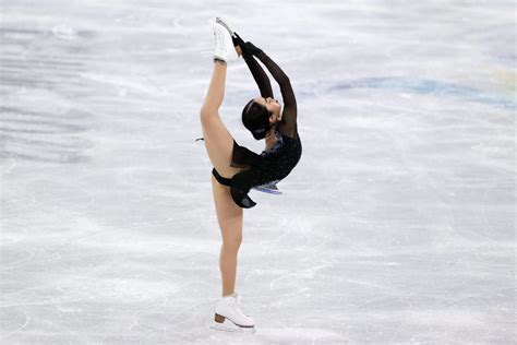 15 Figure Skating Jumps Spins And Other Moves Explained Popsugar