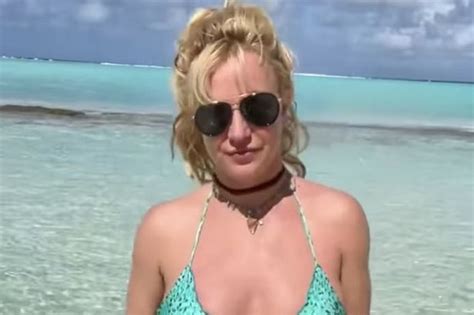 Britney Spears Sparks Concern As She Posts Sexy Dancing Video After Nude Images Dump Mirror Online