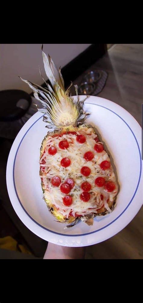 Cursed Pizza Pineapple : r/Cursed_Images