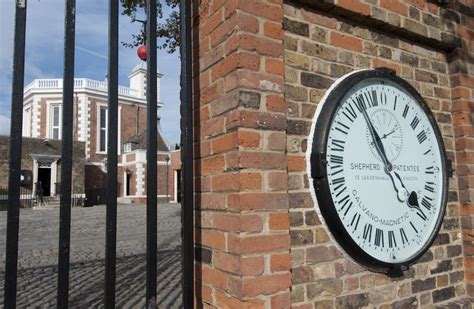 What is Greenwich Mean Time (GMT) - and why does it matter? | Royal ...