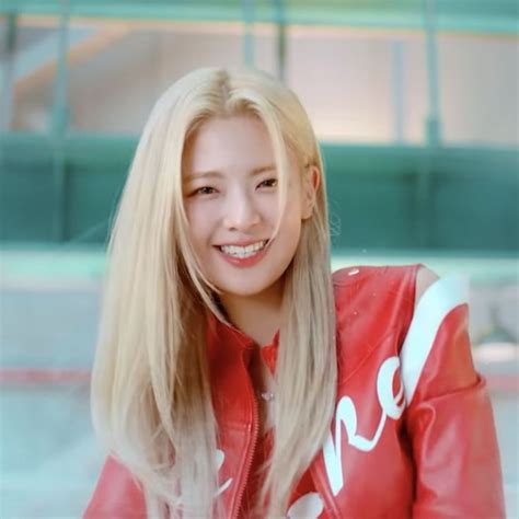 Lia In Itzy Cake Icon Lia