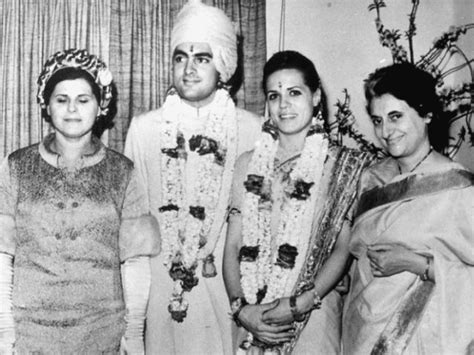 Rajiv Gandhi Love Story On His Birth Anniversary प्यार के चलते सभी विषय में फेल हुए थे राजीव