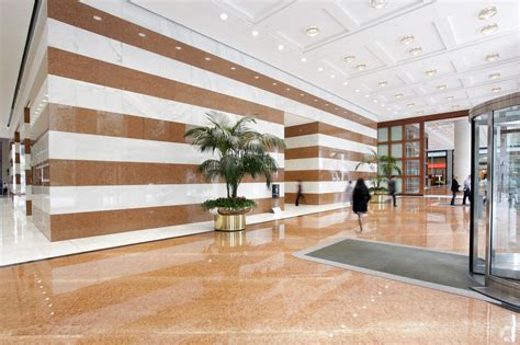 161 Bay St Toronto On M5j 2s1 Td Canada Trust Tower Loopnet