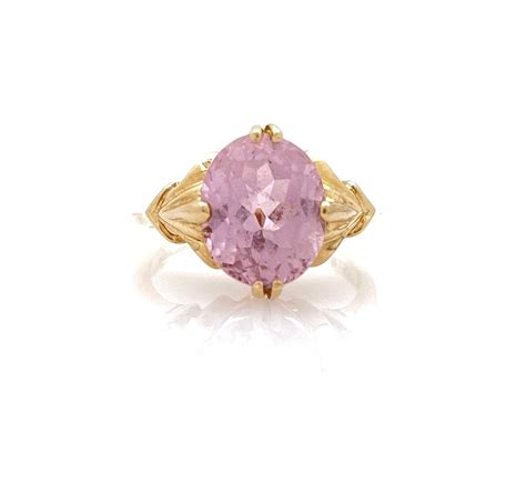 Lot K Yellow Gold Pink Topaz Ring