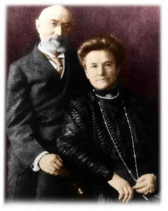 The Real Titanic Love Story Of Ida And Isidor Strauss