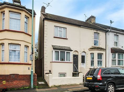 3 Bed End Terrace House For Sale In Gillingham Road Gillingham Kent