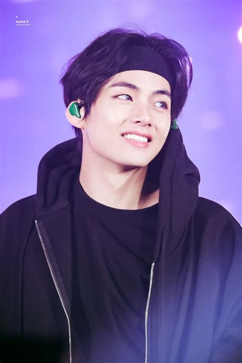 Bts V Smile Wallpaper Btsryma