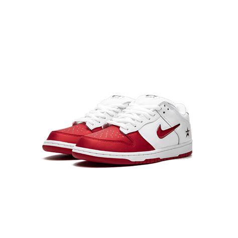 Nike Sb Dunk Low Supreme Jewel Red - Shoes Hub Online