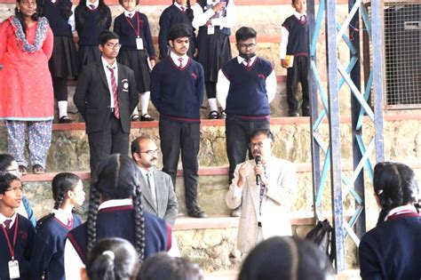 Dr Ebenezer Director Of Kodaikanal Solar Observatory At St Peter S