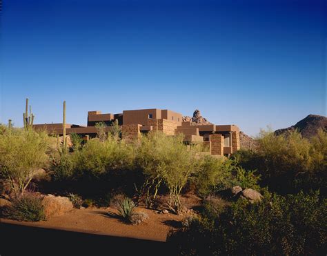 Modern Desert House For Luxury Life In The Nature Scottsdale Arizona