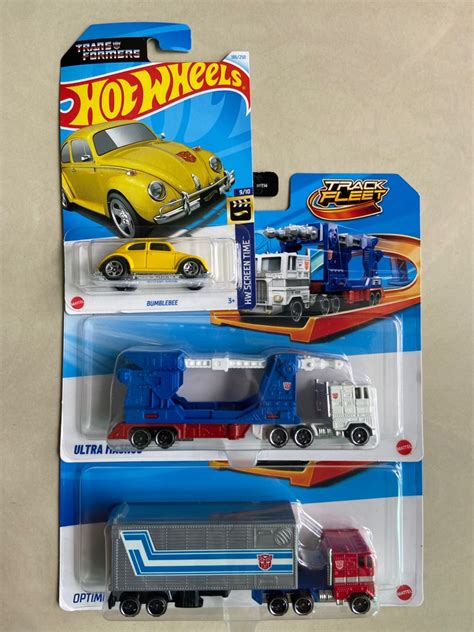 Set Of Transformers Hotwheels Ultra Magnus Optimus Prime Bumblebee Hot Wheel Hot Wheels