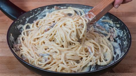 Pasta Alla Carbonara Ricetta Tradizionale E Originale