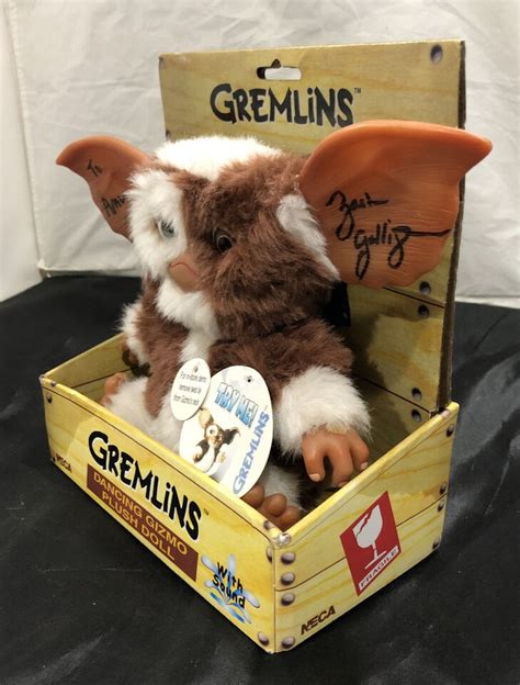 Gremlins Neca Deluxe Plush Doll Dancing Gizmo W Sound Signed Zach