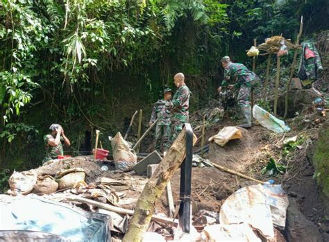 Kodim 1616 Gianyar Pasang Pompa Hidran Bantuan Pangdam IX Udayana Di