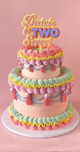 Best Lambeth Cake Ideas Cute Pastel Vintage Style Cake