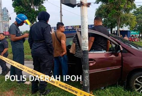 Pesara Maut Kereta Dipandu Terbabas Akibat Serangan Jantung Astro Awani