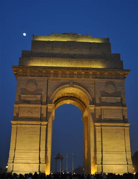 Visit to India Gate of Delhi, Travel To India Gate Monument of Delhi ...