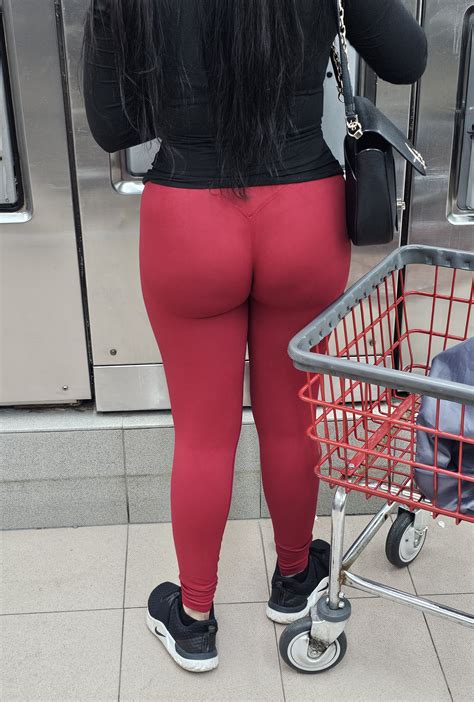 Hot Latina At The Laundromat Spandex Leggings Yoga Pants Forum