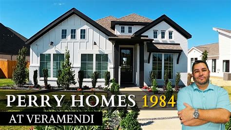 Perry Homes Veramendi 1984 Plan 1984 SF 3 Bedrooms Model Home