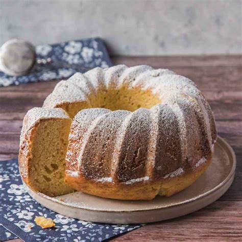 Ciambella Alla Ricotta Ricetta Fatto In Casa Da Benedetta