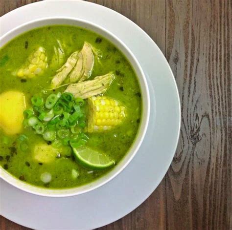 Sopa Peruana De Pollo Y Cilantro