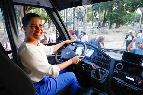 Coluna FalaPE Raquel acerta na educação FalaPE