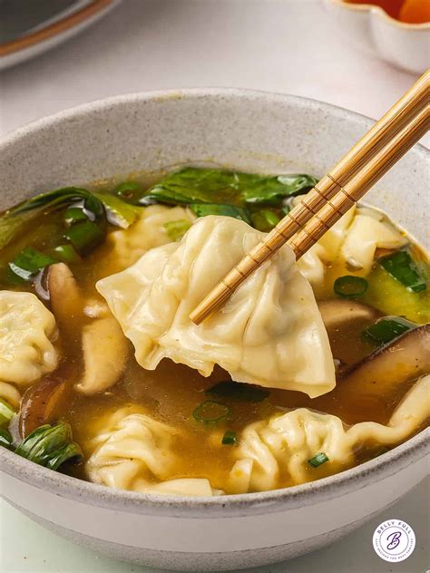 Quick & Easy Wonton Soup Recipe - Belly Full