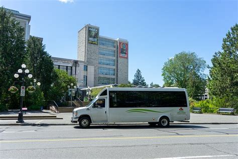 Discover Victoria Butchart Gardens Tour From Vancouver