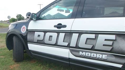 Moore Police Officer Saves Dui Suspect From Burning Car