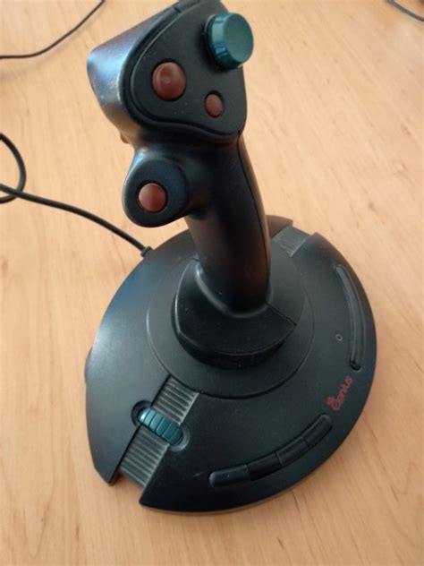 Joystick Genius Flight 2000 F 23