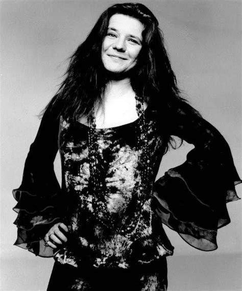 Janis Joplin’s Coolest Style Moments - Janis Joplin Songs '60s Fashion