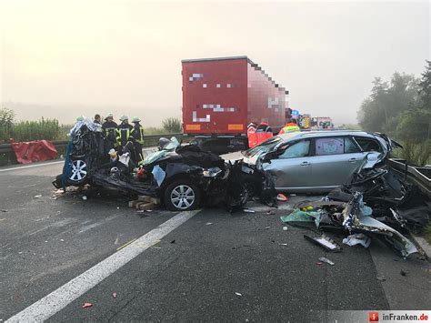 Drei Tote Nach Unfall Auf A Bei Altdorf Bildergalerie