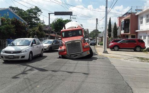 ¡se Abre La Tierra Aparecen Dos Socavones En Villahermosa El Sol De México Noticias