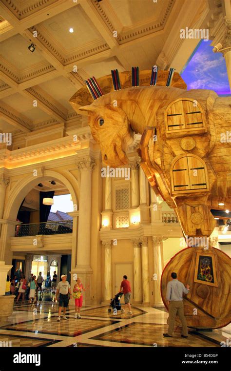 Trojan horse replica hi-res stock photography and images - Alamy