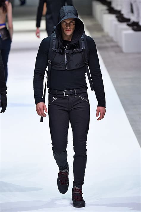 Coleção Dirk Bikkembergs Milão Inverno 2016 RTW Foto 34