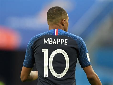 Mbappe Jersey Back - Goimages 411