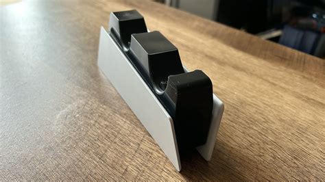 A DualSense V2 needs to give us more than "exceptional battery life ...