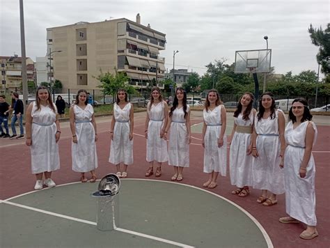 2o Γυμνάσιο Αγρινίου: Αναπαράσταση της Τελετής Αφής της Ολυμπιακής ...