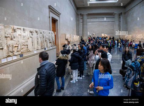 Londres Reino Unido De Diciembre De Los Visitantes Del Museo