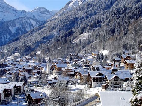 Voyage organisé Champéry Suisse