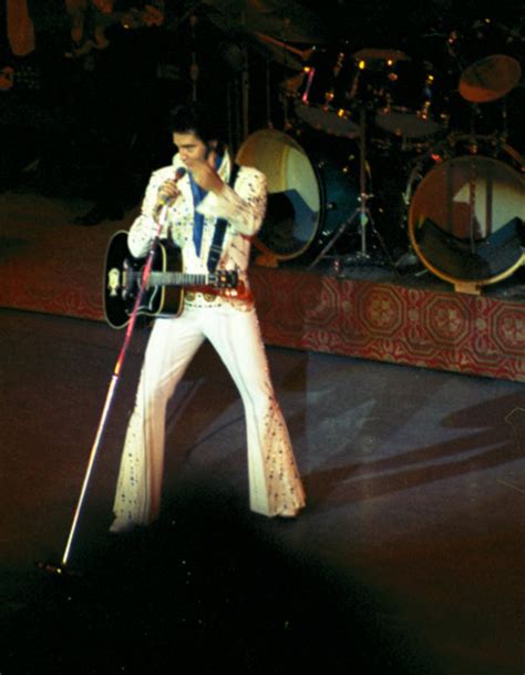 Elvis Live On Stage In 1973 Elvis Elvis Presley Concerts Elvis