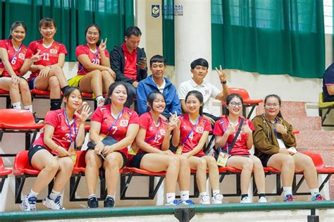 D N Hot Girl Ua T I Khoe S C N Tim Kh N Gi Gi I B Ng Chuy N Sinh Vi N Titanic N I