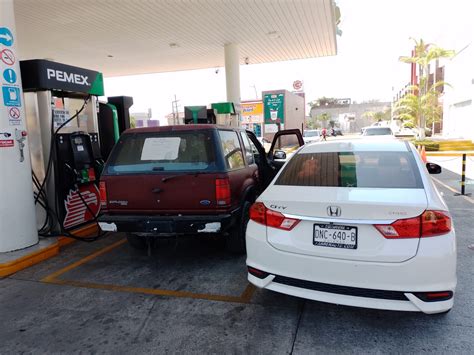 EL ORBE AL MOMENTO En La Gasolinera De Plaza Cibeles El Copiloto De