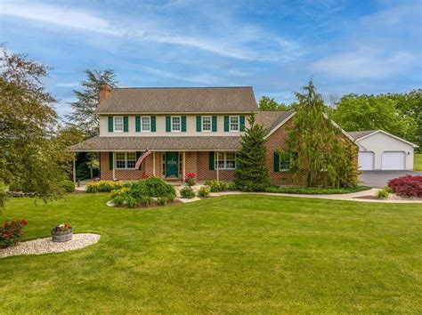 524 Daniels Rd Nazareth Pa 18064 See Est Value Schools And More