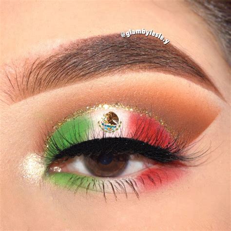 Pin De Victoria Bautista En Maquillaje Mexicano Patrio Maquillaje