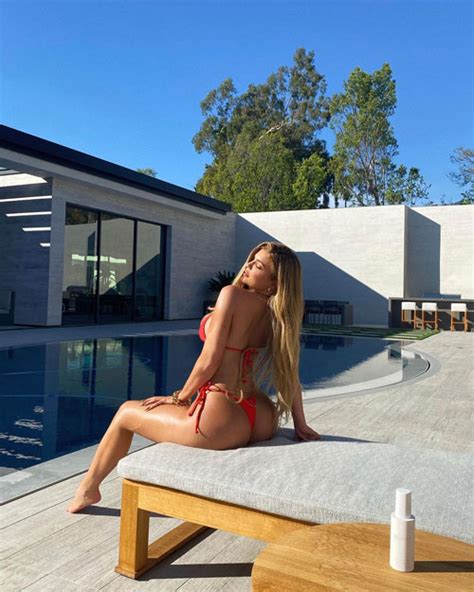 Kylie Jenner Just Wore Racy Red Bikini Bottoms On InstagramHer Butt Is