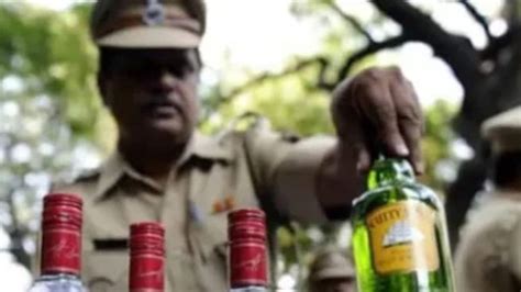 4 Dead Several Hospitalised After Consuming Spurious Liquor In Bihars