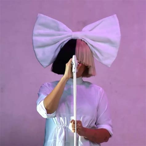 Sia Posts Nude Picture Of Herself After Discovering Someone Is Trying