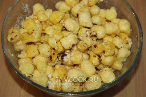 Пирожное из кукурузных палочек (с орехами и сгущенкой) — рецепт с фото ...