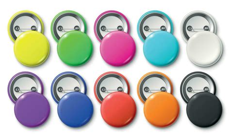 Circle button badge. Round pinned badges tag, metal pinback buttons and ...